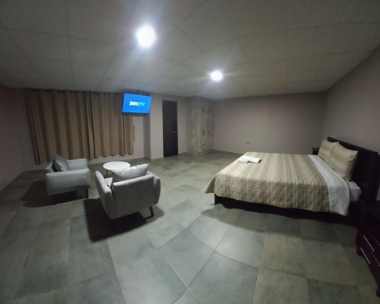 Stelar Hostal กูเอ็งกา ภายนอก รูปภาพ